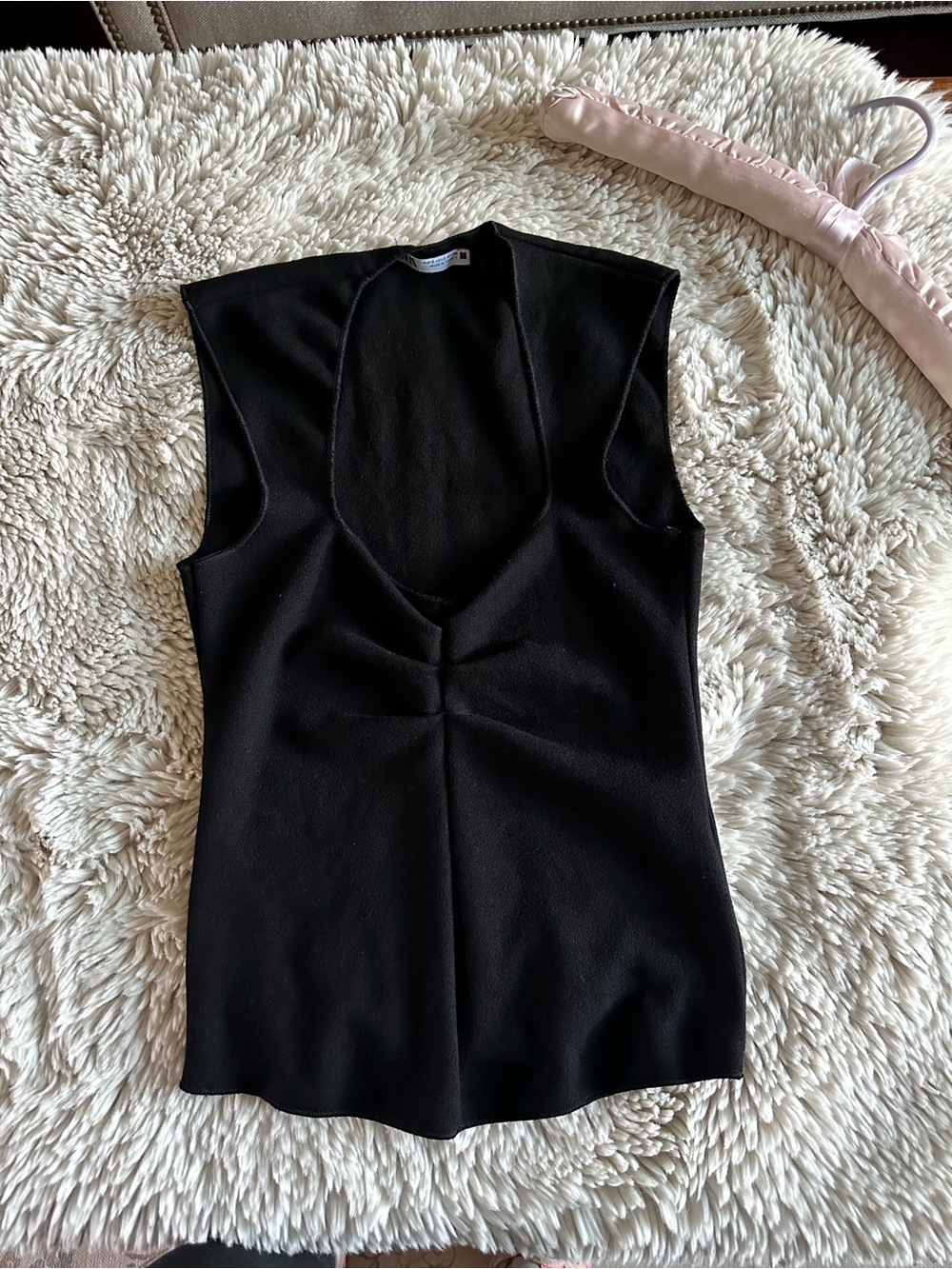 Zara Black Sleeveless V-Neck Tank Top